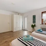 House Boutique Apartment *