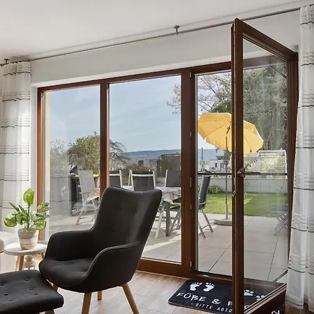Appartement Lake House Boutique Ferienwohnung
